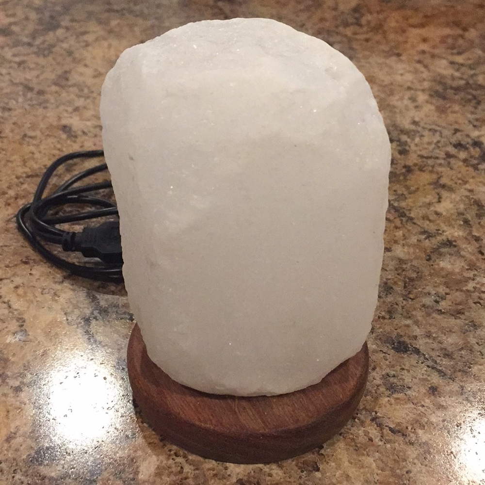 LED color changing salt rock lamp